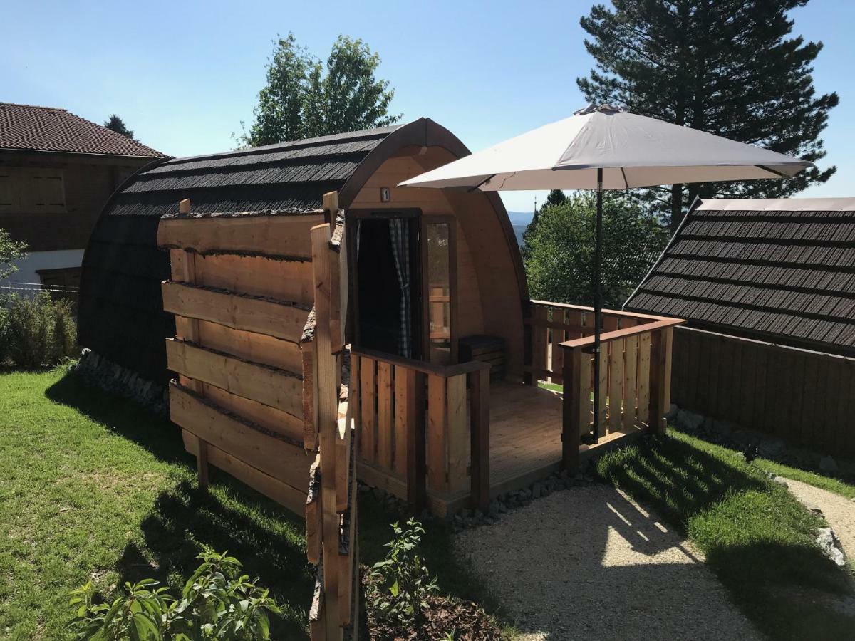 Отель Glamping Park Мёнихкирхен Экстерьер фото