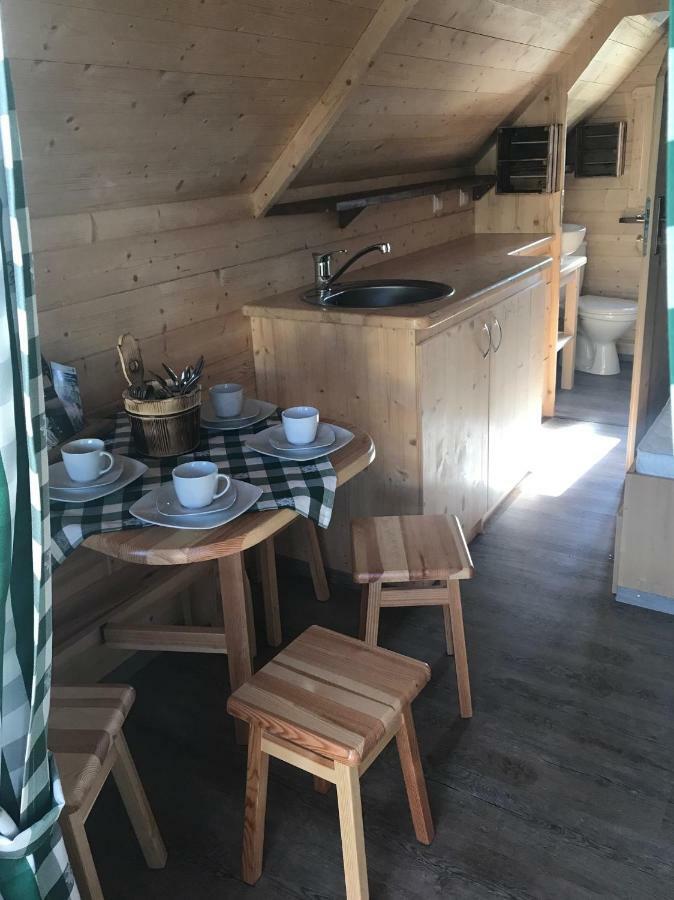 Отель Glamping Park Мёнихкирхен Экстерьер фото